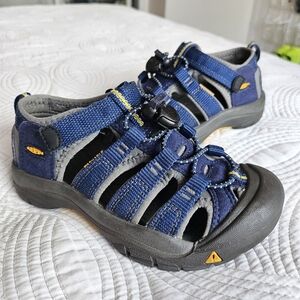 EUC Keen Newport H2 Blue Big Kids 12 Waterproof Sandal